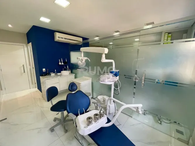 Sala comercial para dentista no condomínio Alphabusiness