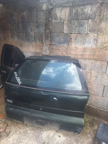 Tampa traseira palio weekend 2000 