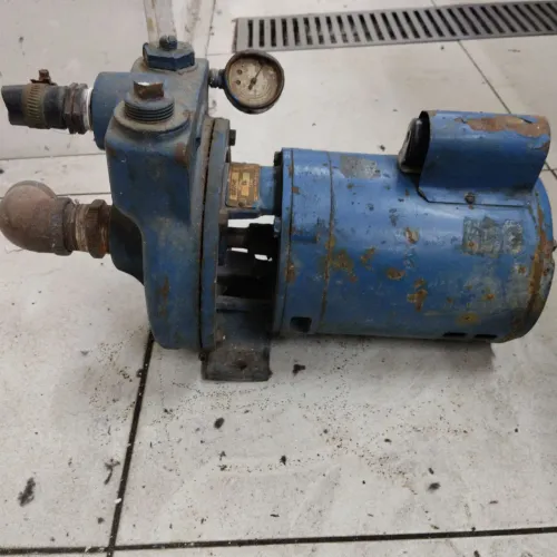 Bomba de água General Motors