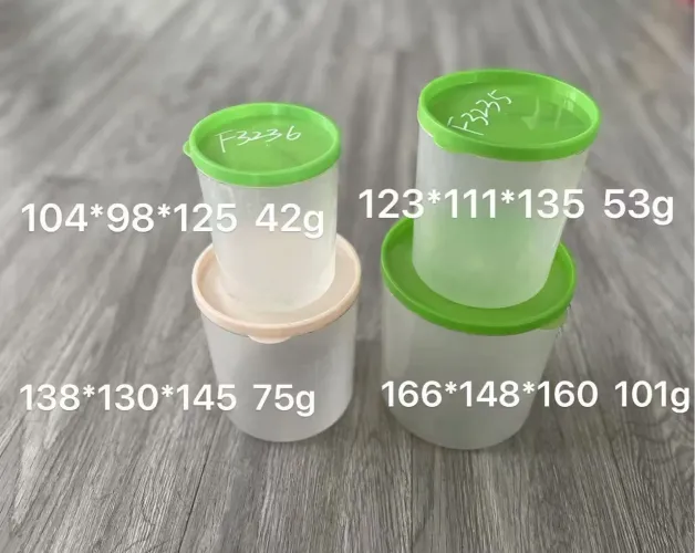 Moldes de injeção - Potes plásticos com tampa