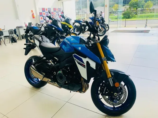 Suzuki GSXS1000 2025