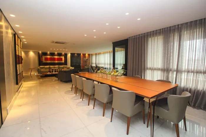 Apartamento Garden com 398m² à venda no Belvedere