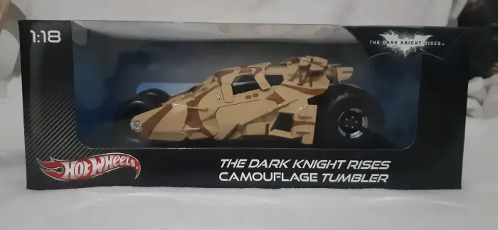 Hot wheels Tumbler camu 1/18