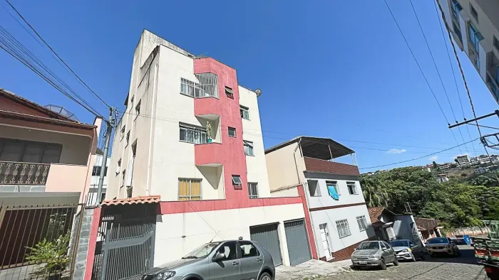 Cobertura à venda, 3 quartos, 1 suíte, 1 vaga, Lourdes - Viçosa/MG
