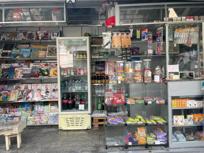 Banca de revista e jornal