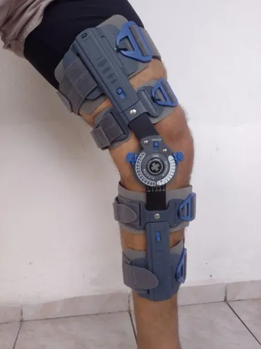 Braço Imobilizador Funcional ROM de Joelho Bort - Mercur