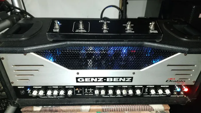 Amplificador Genz Benz EL Diablo 100