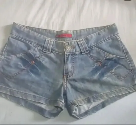 Short Jeans