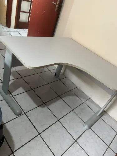 Mesa escritório em L