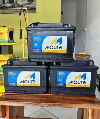 Bateria usada 60 amperes 03 meses de garantia ver a marca que tenho ainda a base de troca 