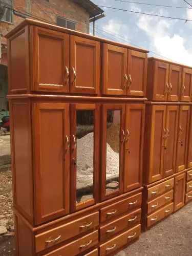 Guarda roupa de casal 4 portas novo .