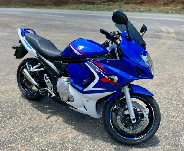 SUZUKI GSX 650 F (Belíssima)