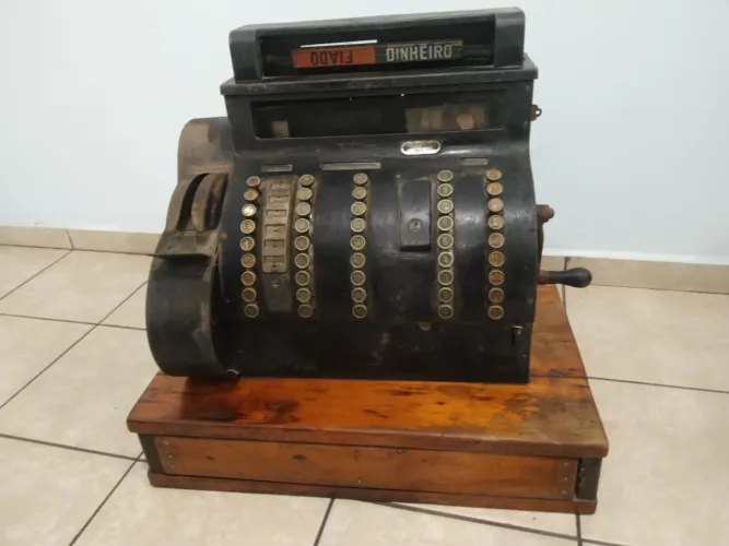 Caixa Registradora Antiga