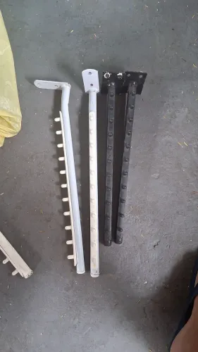 Cabides para comércio 7 reais cada 