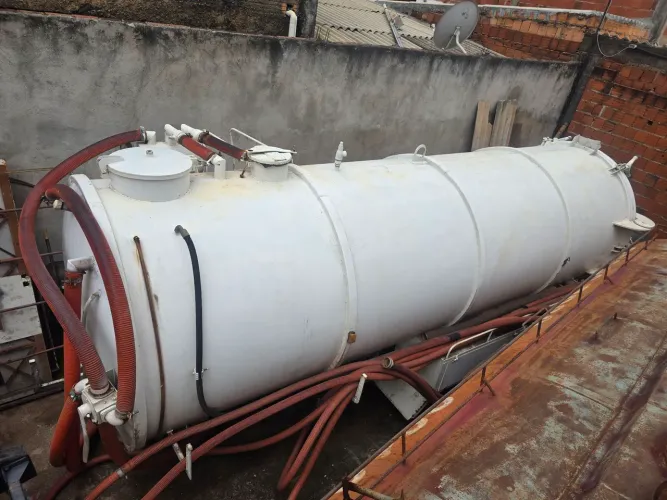 Vendo Tanque Limpa Fossa Combinado Hidrojato 16 mil litros
