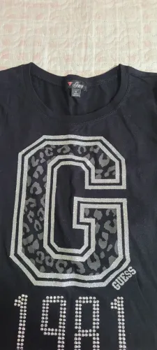 T- shirt GUESS tam.P