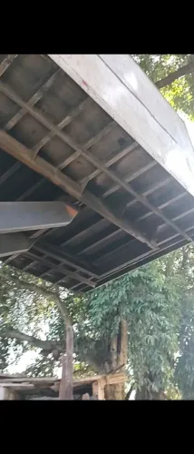 Plataforma hidráulica para caminhão. Leia
