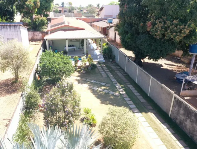 Vende-se casa Chapada dos Guimaraes
