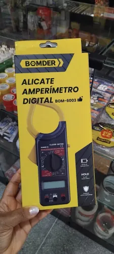 Alicate Amperímetro Digital
