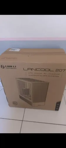 Gabinete Lian li com 4 fans
