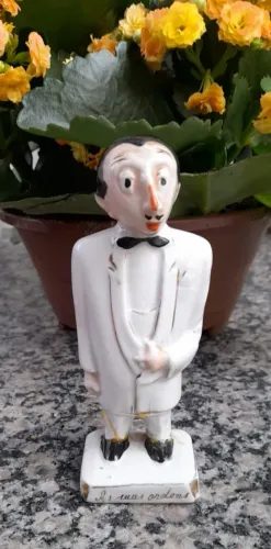 Enfeite de porcelana item de colecionador 
