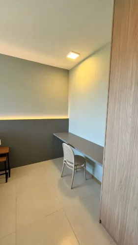 Vendo apartamento 2/4 no francês com suíte Porteira Fechada
