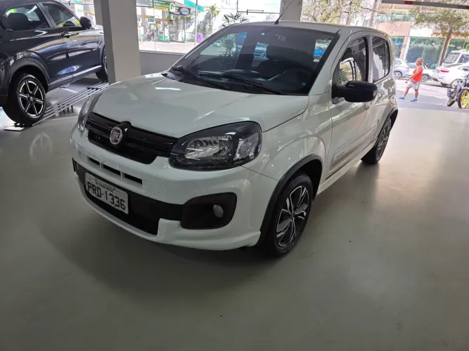 Fiat Uno Sporting Dual./gsr 1.3 Flex 8V 5P 2018
