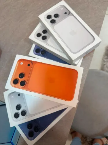 IPhone 17 Pro Max 256gb laranja, azul