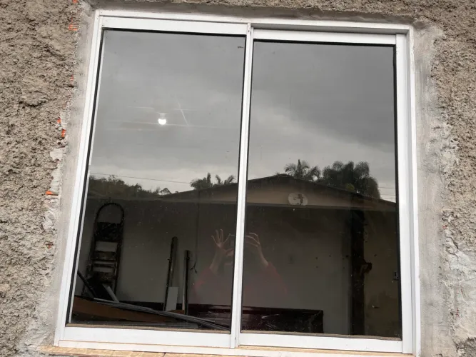 Janela alumínio e vidro 1X1