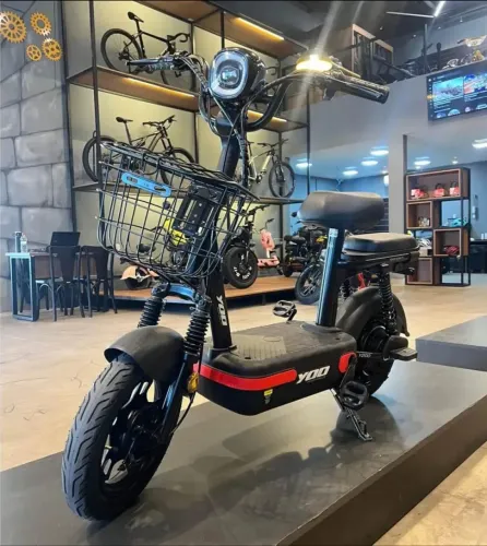 Bicicleta Elétrica Yoo Mobility Y-200 Aro 14<br><br>Preto/Vermelho 350W