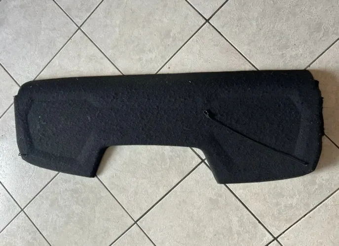 Tampo para porta malas Ford ka SE