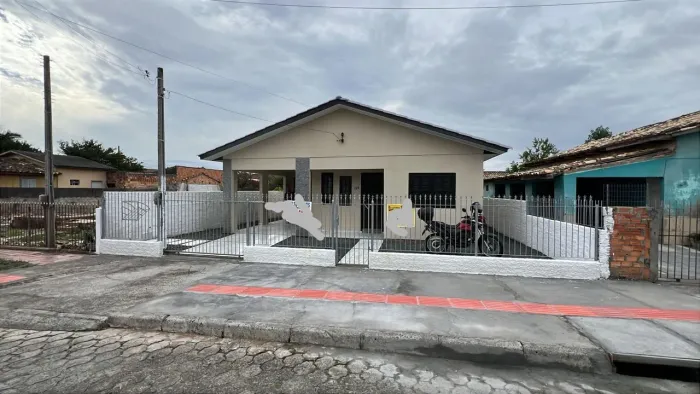 Casa (Alvenaria), com 3 quartos e 1 banheiros à Venda, 99 m² em Criciúma/SC