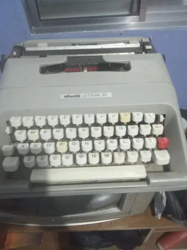 Máquina de escrever