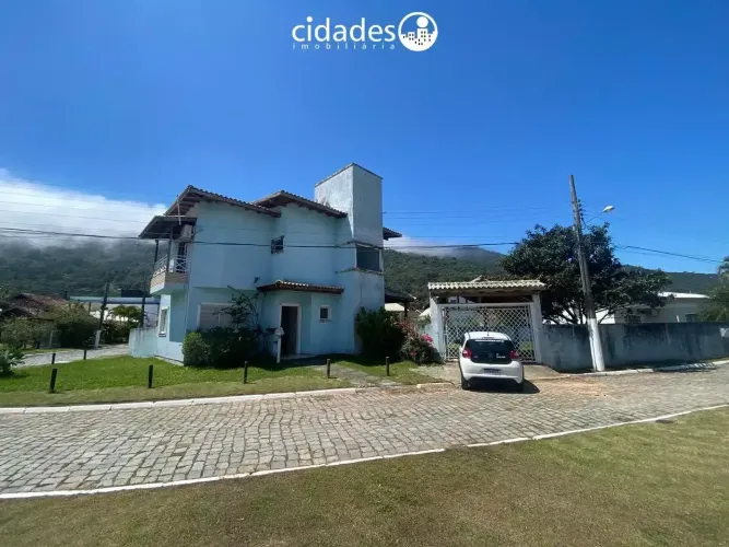 Casa semimobiliada para aluguel de 3 dormitórios no norte da Ilha de Florianópolis, Ponta