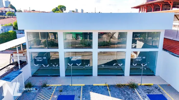 PRÉDIO COMERCIAL EM CAPIM MACIO ALTA VISIBILIDADE E LOCALIZAÇÃO ESTRATÉGICA