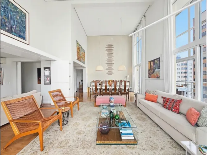 Apartamento para venda em Moema com 4 quartos, sendo 4 suítes, 300m²