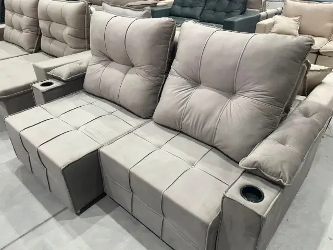 Sofá Retrátil e Reclinável com Porta Copo (PROMOÇÃO OUTLET)