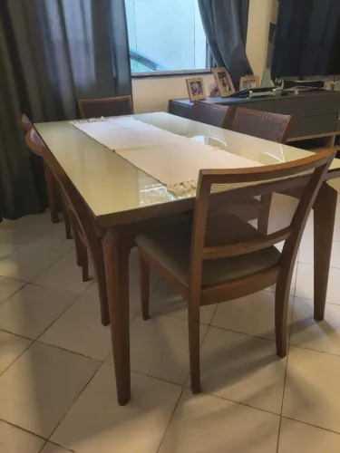 Mesa de Jantar Retangular e 6 cadeiras - Madeira Maciça