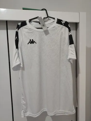3 camisas Dry fit nova e na etiqueta por 150,00 Reais