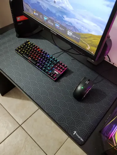 Mouse attack Shark X11 + teclado mecânico MANCER shade MK2