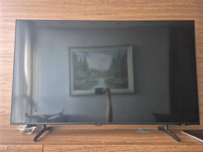 Samsung Crystal UHD 4K 50? BU8000 Smart TV - Excelente Estado