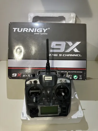 Rádio de Aeromodelo Turnigy 9X 2.4GHz 9 Canais - Estado de Novo | Pouquíssimo Uso