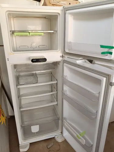 Geladeira Consul Frost Free revisada