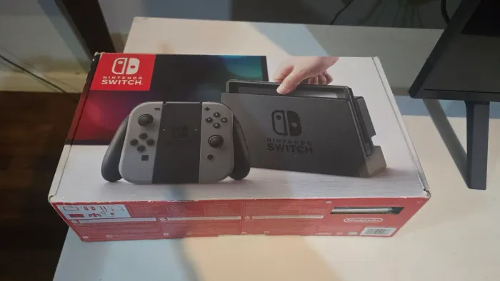 Nintendo Switch V1 Desbloqueado na Caixa