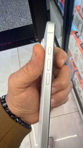 iPhone 16 Plus 128g