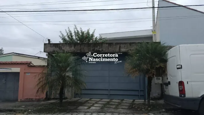 Casa com 2 dormitórios à venda, 195 m² por R$ 700.000 - Vila Pinheiro - Jacareí/SP