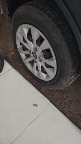 Rodas 14 originais Fiat Mobi 