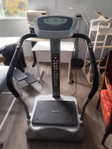 Plataforma Vibratória EnergyM Turbocharger - Excelente Estado