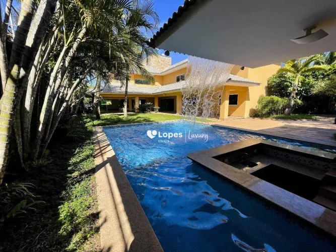 Condomínio Malibu - Casa Duplex a venda com 6 Suítes e elevador. Oportunidade! Barra da Ti