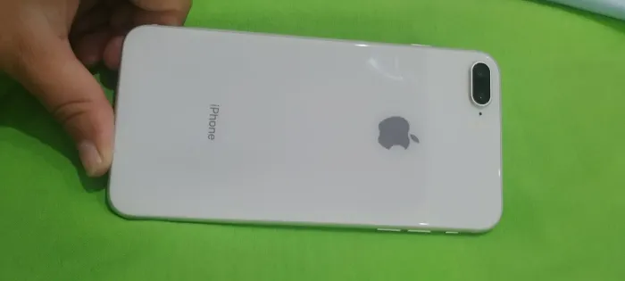 iPhone 8 plus 
